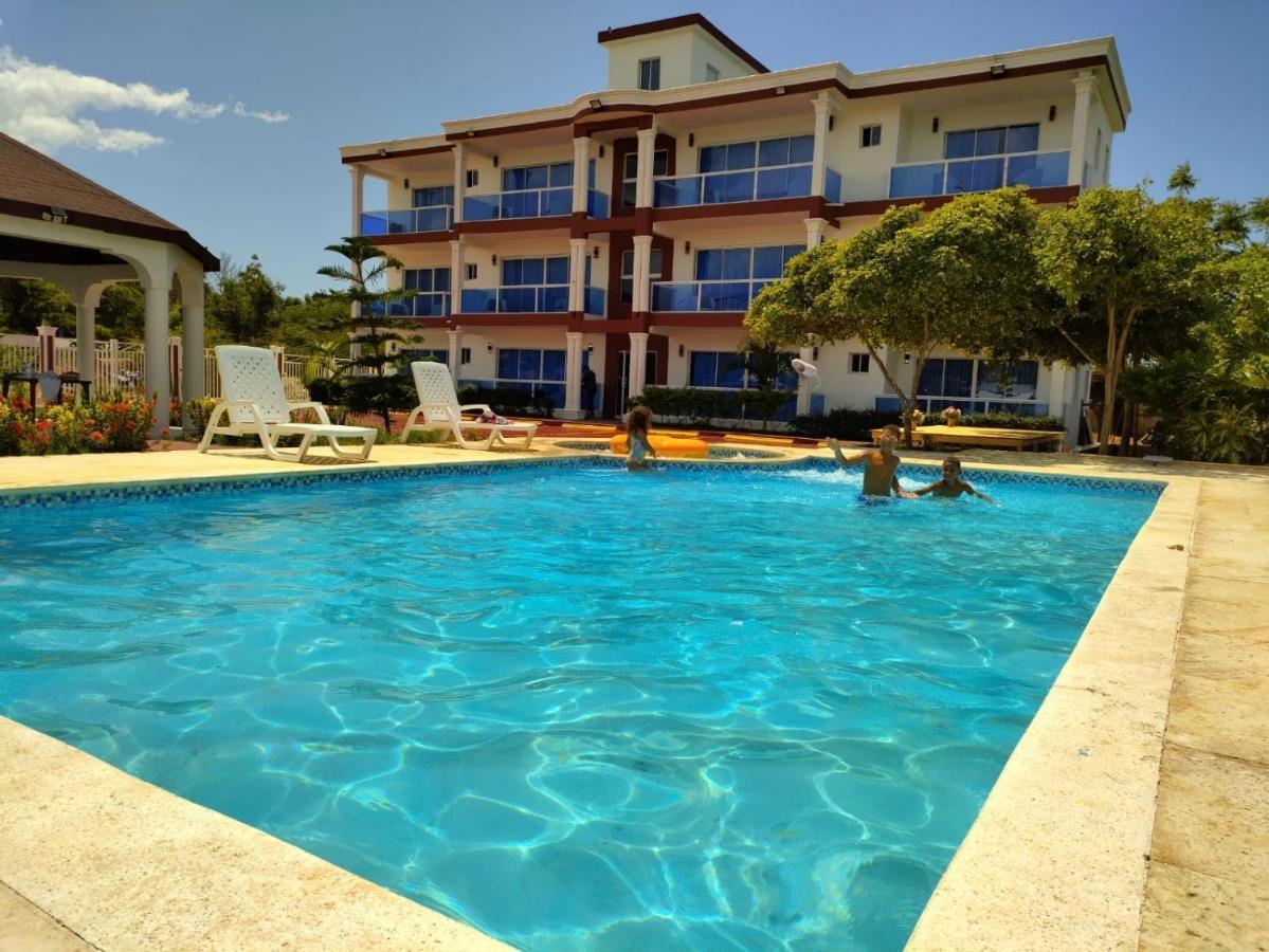 Madome Aparta Hotel Pedernales Esterno foto