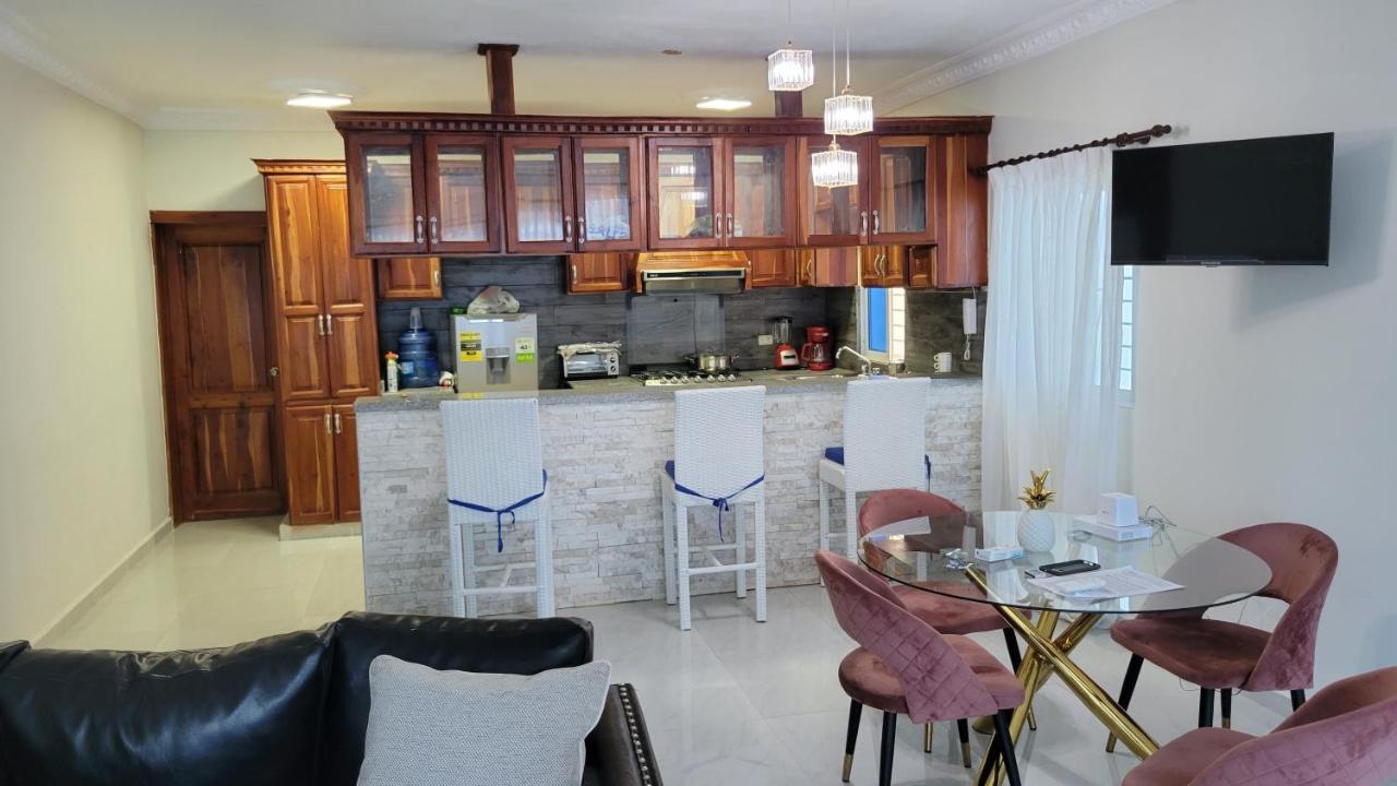 Madome Aparta Hotel Pedernales Esterno foto