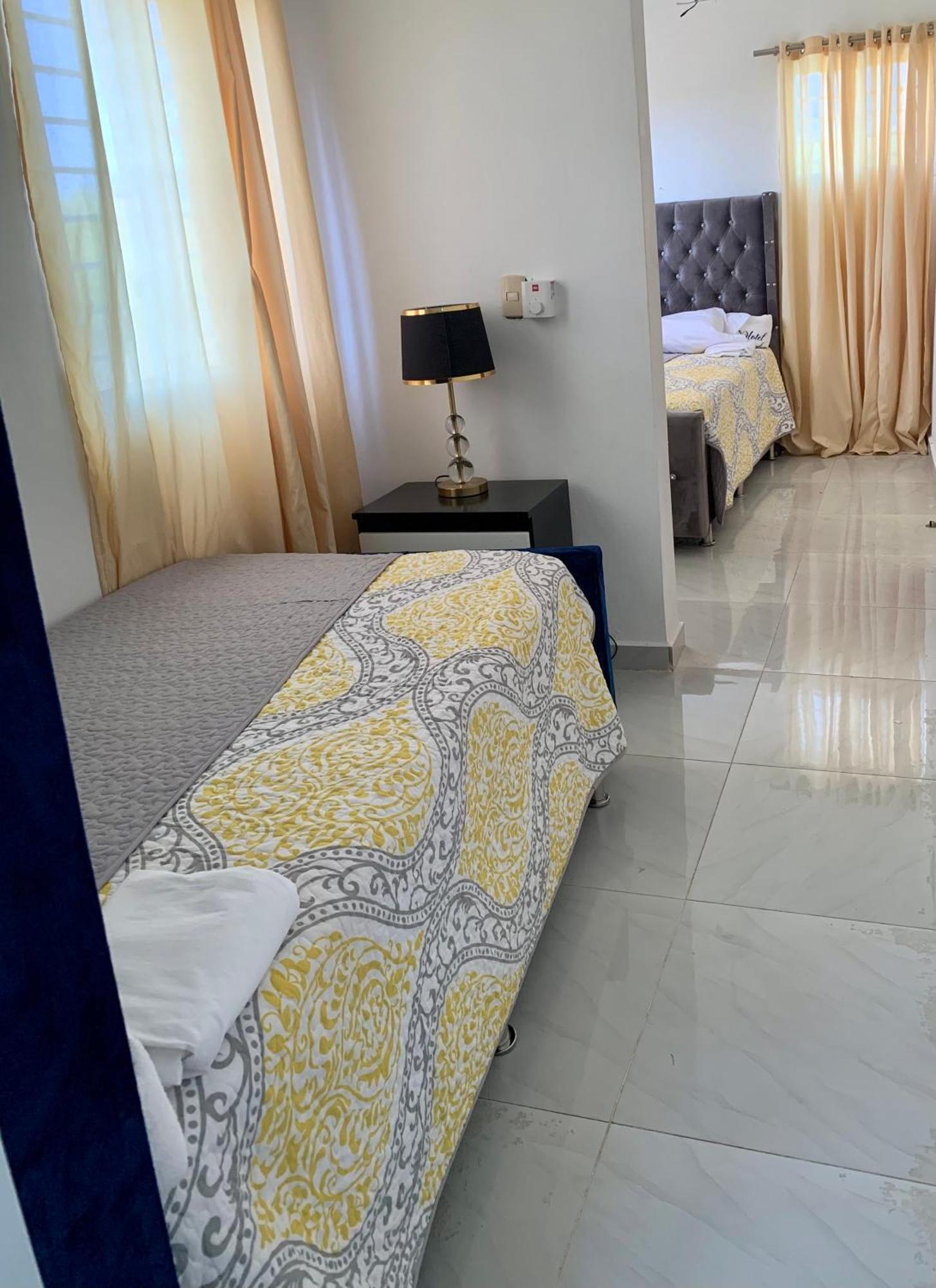 Madome Aparta Hotel Pedernales Esterno foto