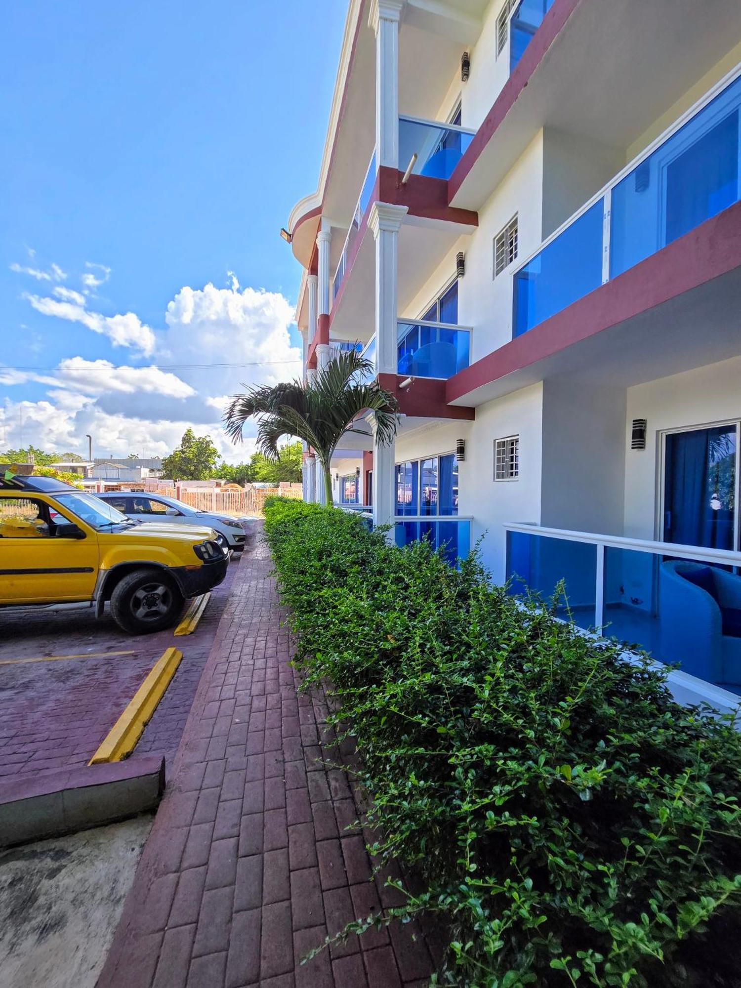 Madome Aparta Hotel Pedernales Esterno foto